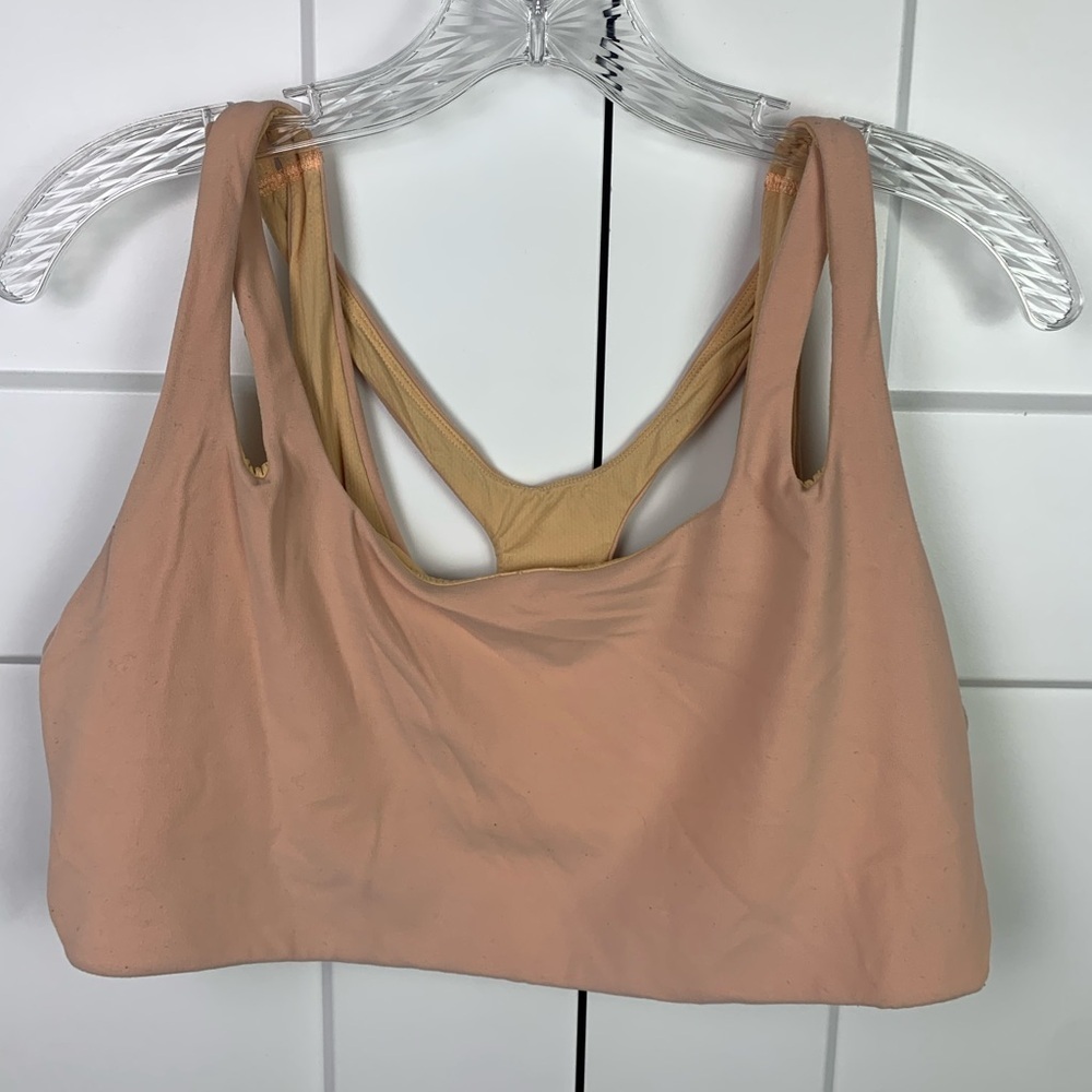 Athleta Asana Interval sports bra Large Pink Beige Strappy Wireless